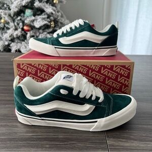 NWT Vans knu skool Forest Green and White Skate Shoes chunky 9.5 M
